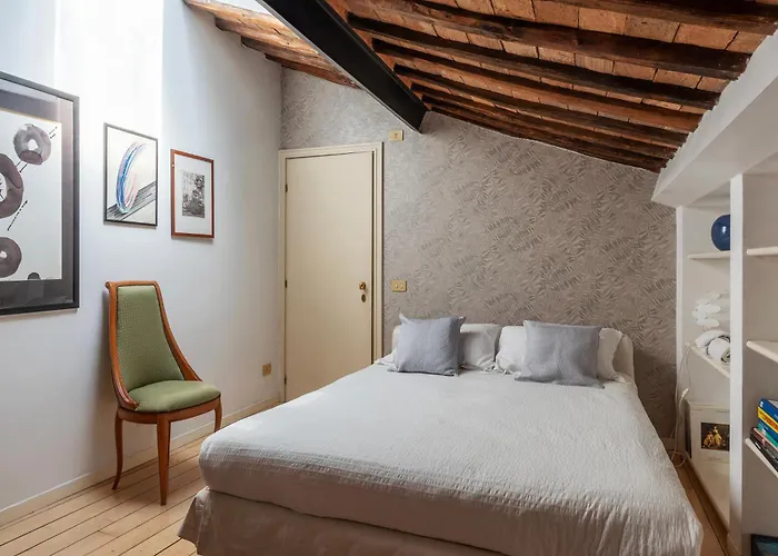 Kwatera prywatna White With Bathroom And Shared Terrace