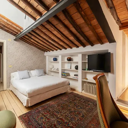 White With Bathroom And Shared Terrace