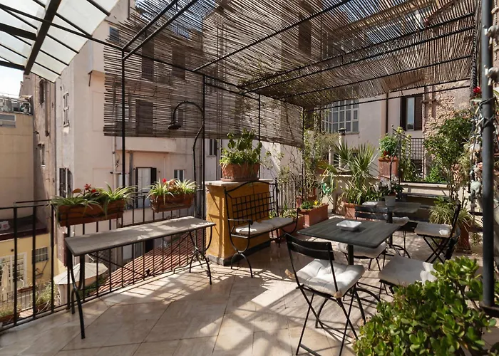 White With Bathroom And Shared Terrace * Rome