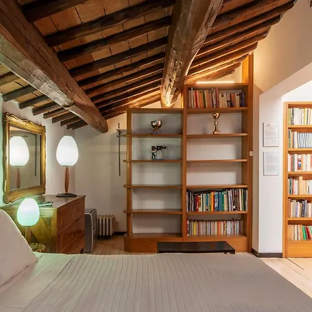 White With Bathroom And Shared Terrace Проживание в семье